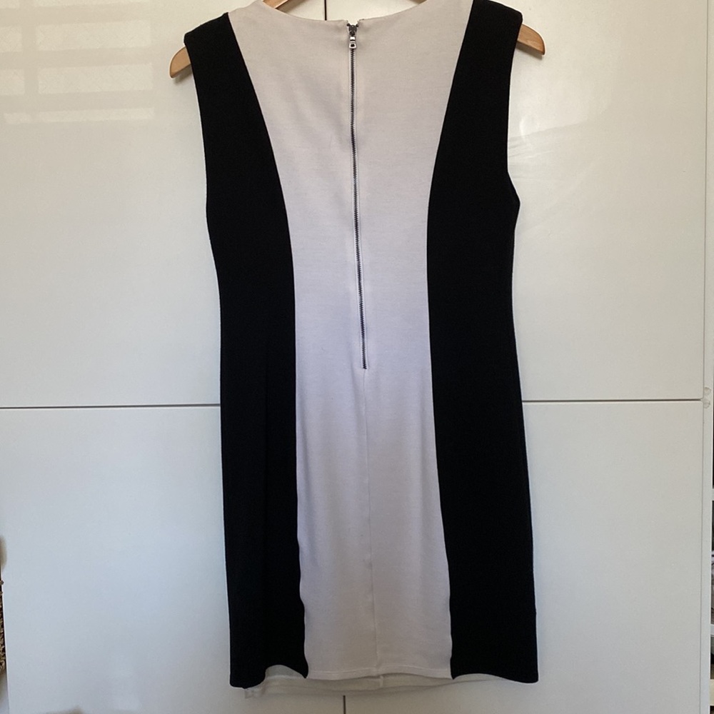 Alice + Olivia Color Block Shift Dress - image 2